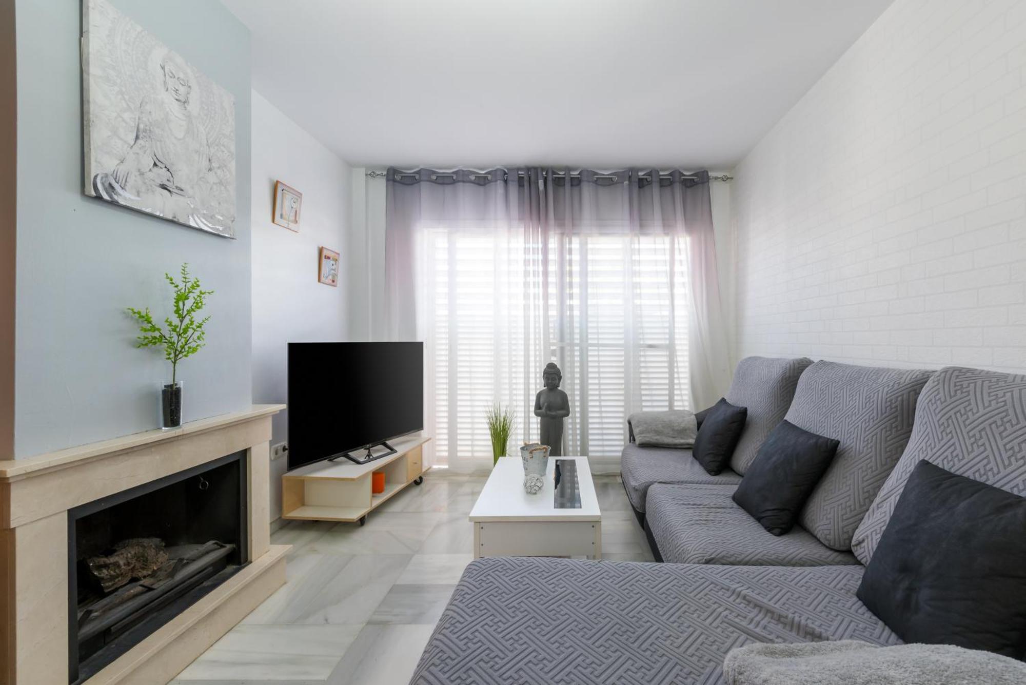 Wintowinrentals With A Huge Terrace In Campanillas Apartment Málaga