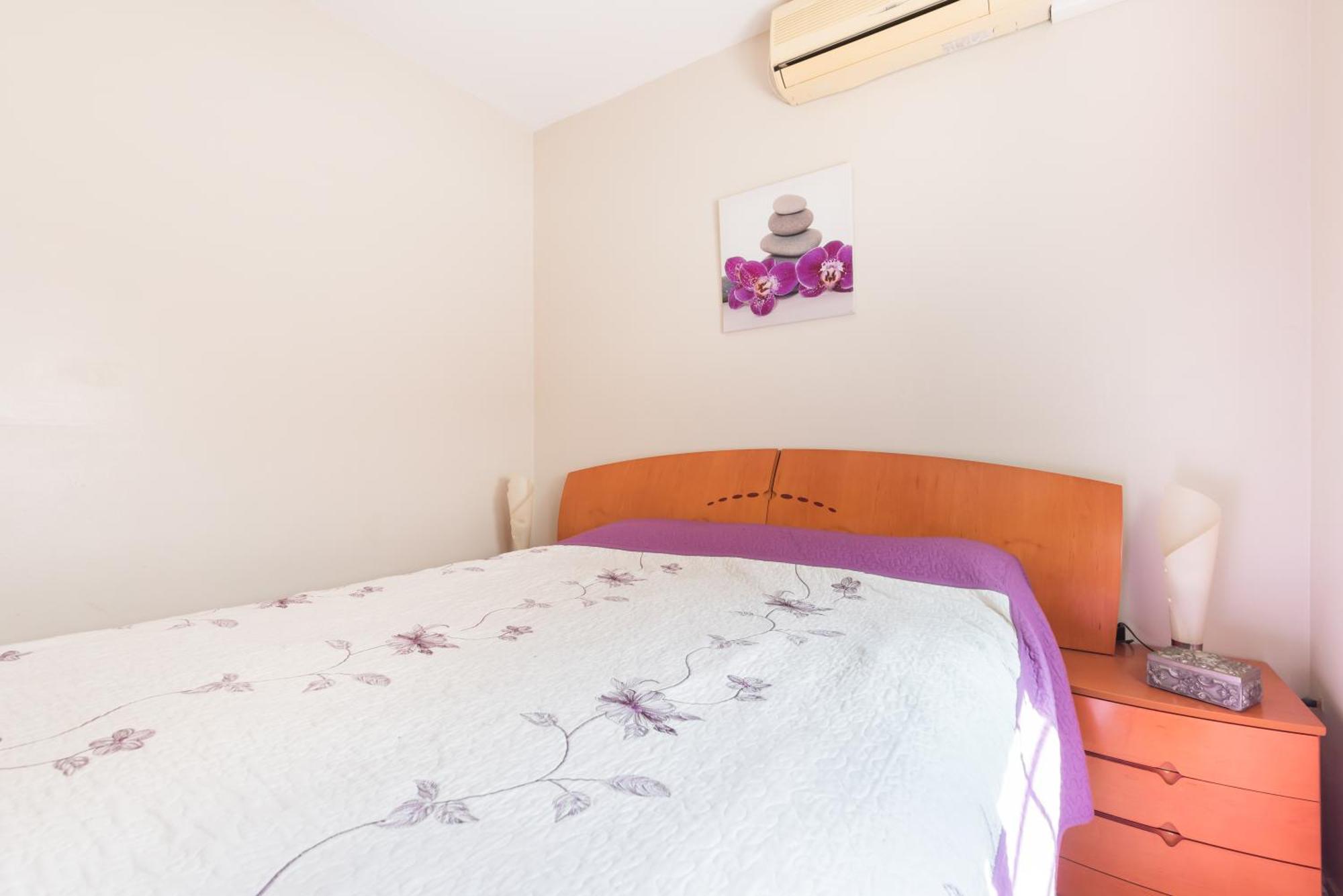 Wintowinrentals With A Huge Terrace In Campanillas Apartment